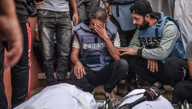 Gazze'deki Gazeteciler: Soykırım Eylemlerini Müşahade Ediyorlar