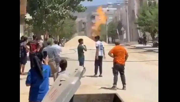 Kilis'te Doğalgaz Borusu Patladı, Şehirde Panik Havası Hakim Oldu