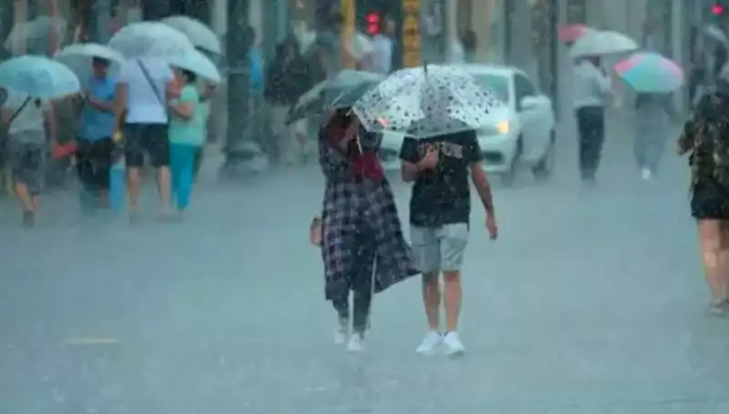 Yangın Bölgesine Rüzgar, İstanbul’a Sağanak Yağmur Uyarısı Geldi
