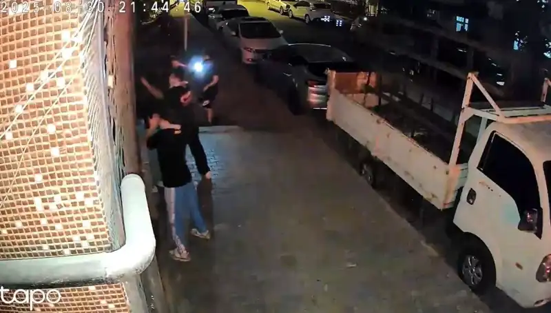 Abiye Etek Giydirip Darp Eden Çete, Şok Eden Olayla Gündemde