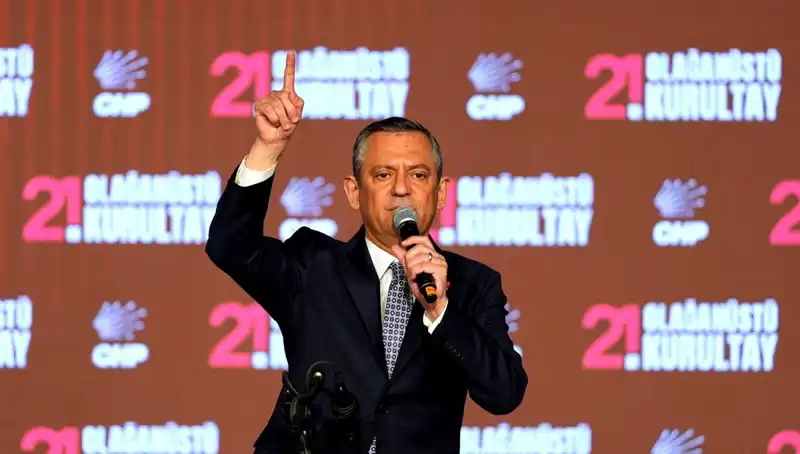 Özgür Özel'in "Cunta" Açıklamaları Yargıda Tartışmalara Yol Açtı