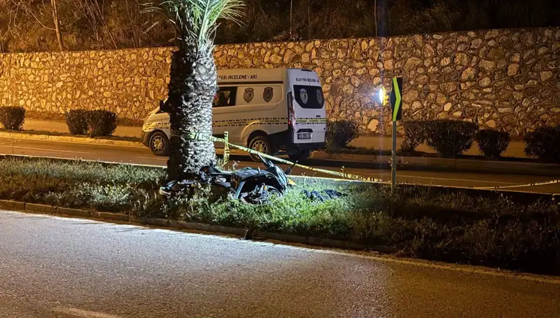 Tıp Fakültesi Öğrencisi Motosiklet Kazasında Hayatını Kaybetti: Detaylar