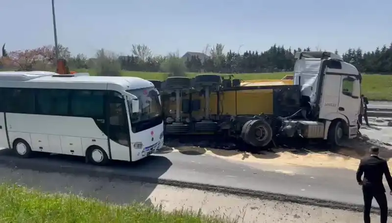 Büyükçekmece TEM Otoyolu'nda Kaza: 3 Saat Süren Kapanma ve Uzayan Kuyruklar