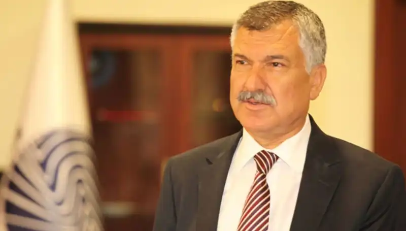 Adana'nın Dinamik Yüzü: Zeydan Karalar Kimdir, Hangi Partiden?