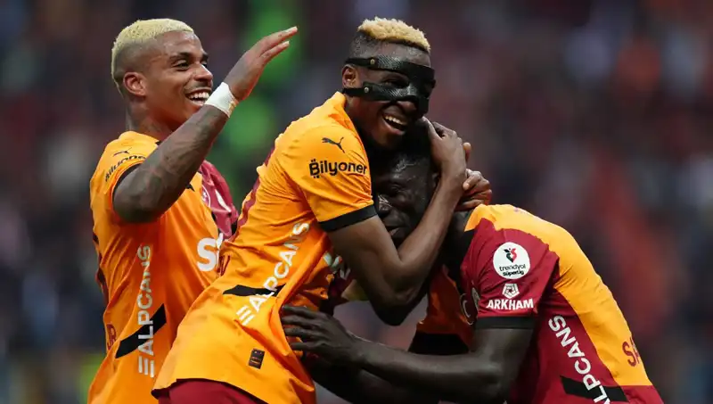 Lemina, Osimhen'in Gelecek Kararının Ardında Durulması Gerektiğini Vurguladı