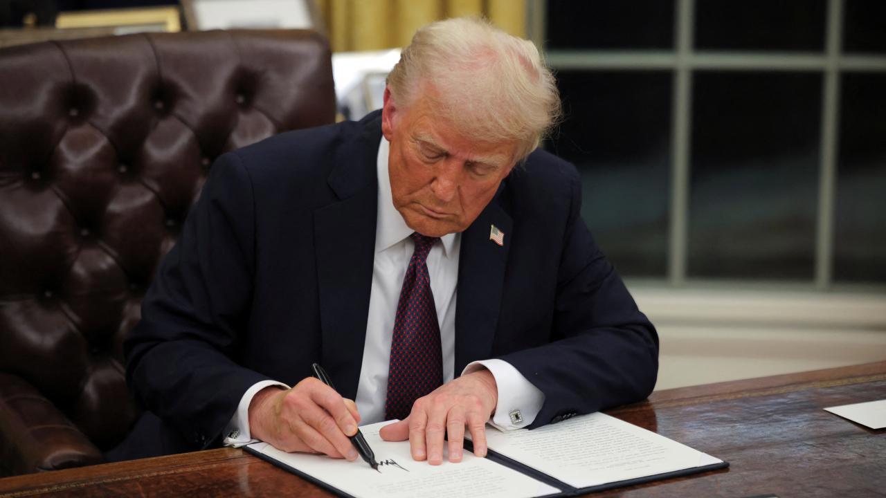 Başkan Trump, Kararnameler İmzalayarak Gündemi Belirledi