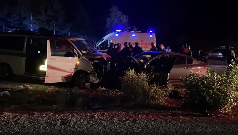 Ters Yön Faciası: Kafa Kafaya Çarpışmada Hayatını Kaybedenler ve Yaralılar
