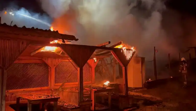 Şile'de Altı Gözleme Restoranı Alev Alev Yandı: Nedenleri ve Sonuçları