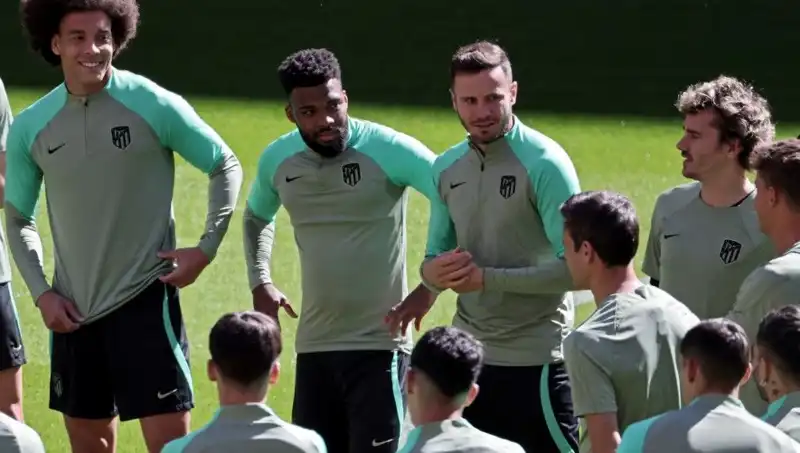 Chelsea'dan İstanbul'a: Ünlü Futbolcu Türkiye'de Yeni Bir Sayfa Açıyor