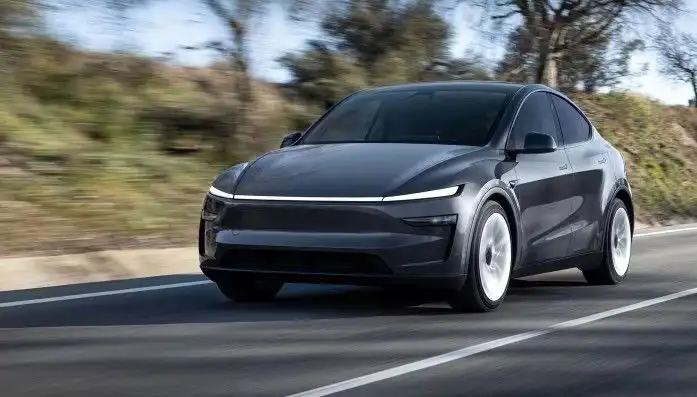 Elon Musk'ın Türkiye Yatırımları: Hangi Sektörlerde Başarı Sağladı?