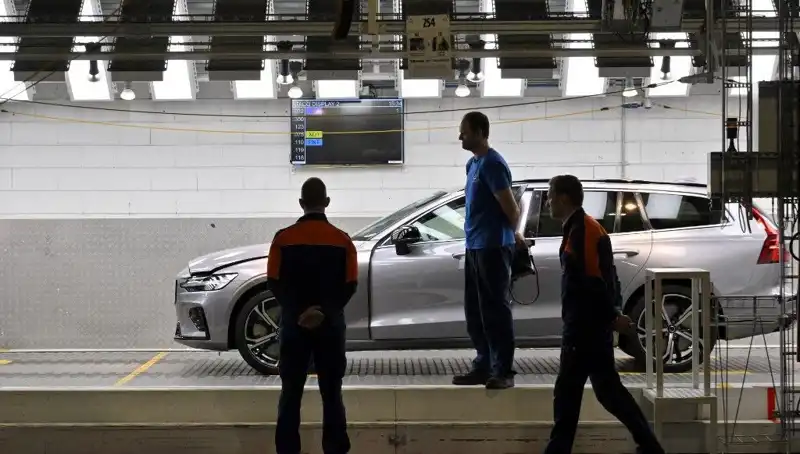 Volvo'dan Şaşırtan Karar: Bazı Model Satışları Durduruldu