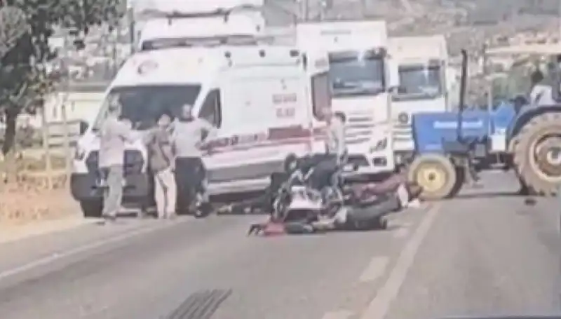 Hatay'da Trafik Kazası: İki Can Kaybı, Bir Yaralı
