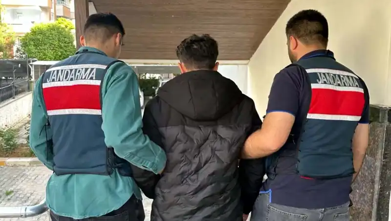 Türkiye'de Dolandırıcılık Çetesi Çökertildi: 35 Kişi Tutuklandı!