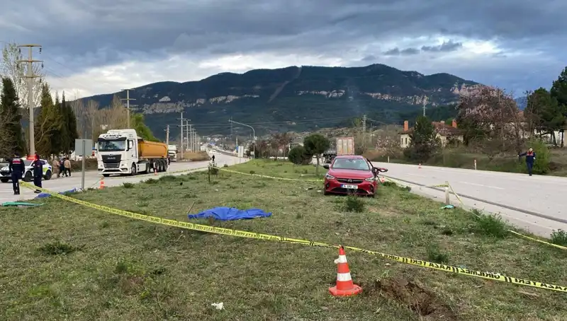 Karabük'te Sabah Saatlerinde Feci Kaza: Dört Kişilik Aile Hayatını Kaybetti