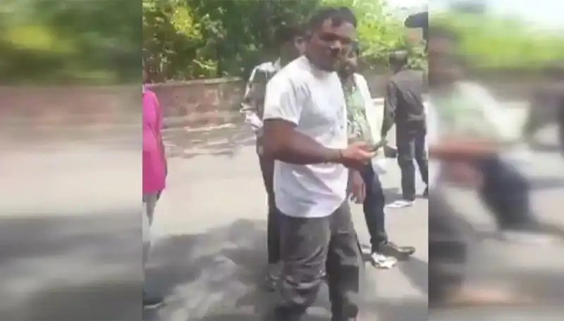11A Yolcusu O Anları Anlattı: "Biri Beni Yakaladı" Gerilimi