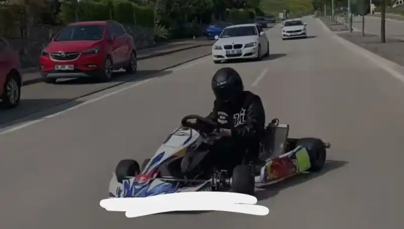 Go-Kart Sürücüsünden İnanılmaz Performans: Tehlikeli Drift Keyfi!