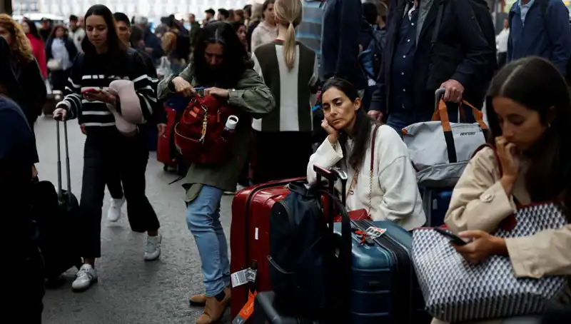 İspanya'da Kablo Hırsızlığı: Yolcular Trenlerde Mahsur Kaldı
