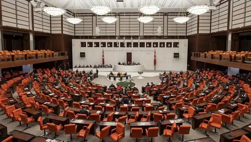 Meclis’teki Gıda Zehirlenmesi İddialarına Hasan Turan’dan Açıklama Geldi