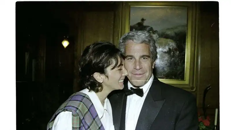 Ghislaine Maxwell, Epstein Skandalında 100'den Fazla İsim İfşa Etti