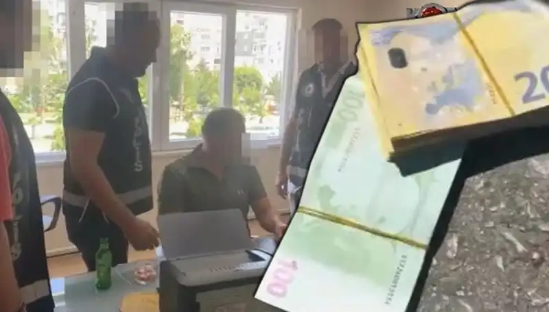 Antalya'da Rüşvet Operasyonu: 10 Kişi Suçüstü Yakalandı