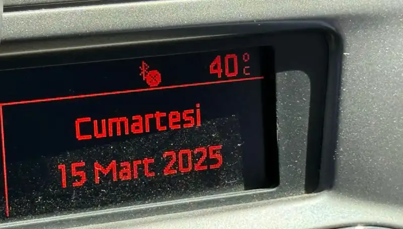 Adana'nın Sıcak Rekoru: Termometreler 40 Dereceyi Aştı!