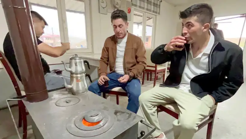 Temmuz Ortasında Soba Yakımı: Türkiye'nin Bir İlinde Sıcaklık 0 Dereceye Düşüyor