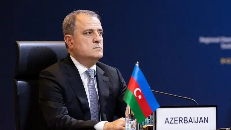 Azerbaycan ve Ermenistan Arasında Tarihi Barış Anlaşması Sağlandı
