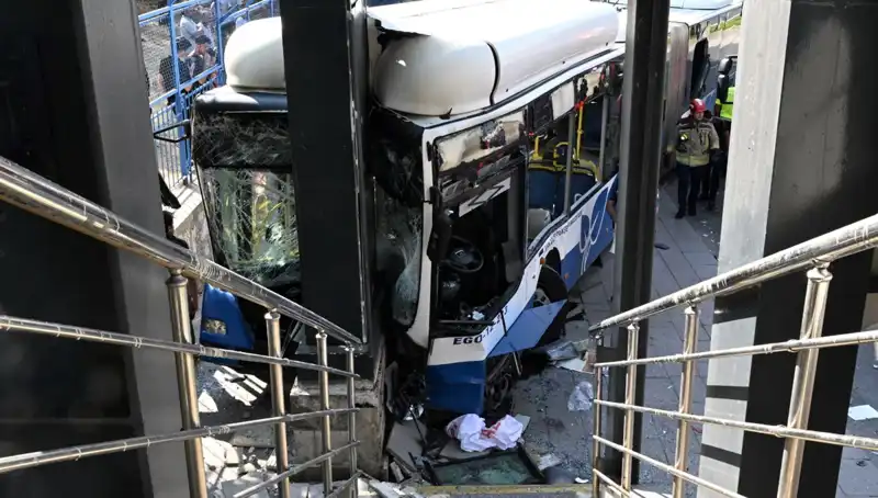 Ankara’da Belediye Otobüsünün Kazasında 27 Kişi Yaralandı!