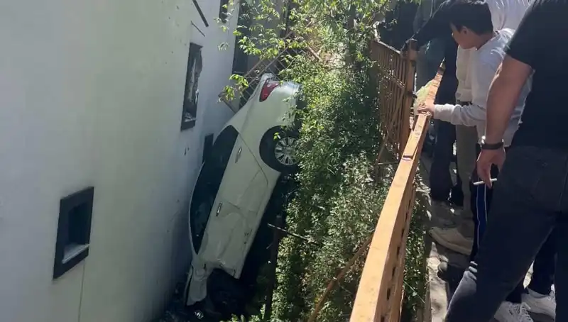 Kağıthane'de Korkunç Kaza: Metrelerce Sürüklenen Yayaların Yaşadığı Dehşet Anları