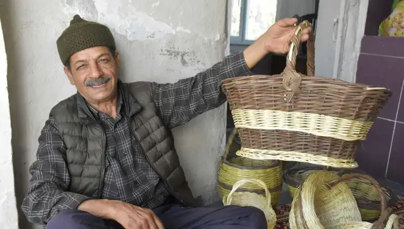 Dede Yadigarını Yaşatan Son Usta: 60 Yıldır Zanaatini Sürdürüyor