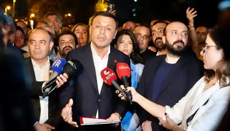 CHP İstanbul İl Başkanı Özgür Çelik'ten Medyada Gündem Yaratan Açıklamalar