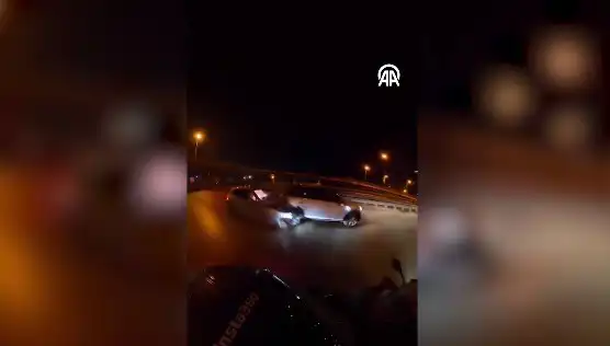 Kadıköy'de Kaza Anı Kask Kamerasında: Görüntüler Şok Ediyor