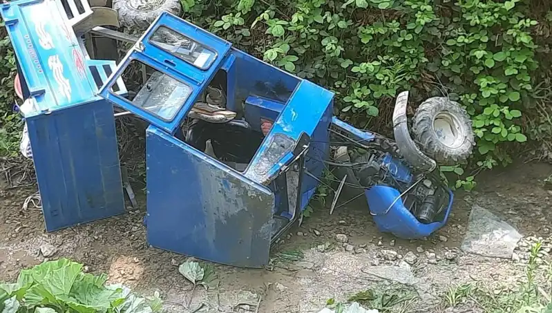 Kontrolden Çıkan Pat Pat Dereye Devrildi: Yaralıların Durumu Ciddi mi?