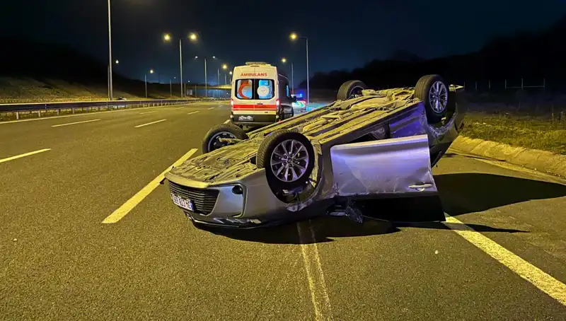 Kuzey Marmara Otoyolu'nda Otomobil Çarpışması: Yaralılar Hastaneye Kaldırıldı