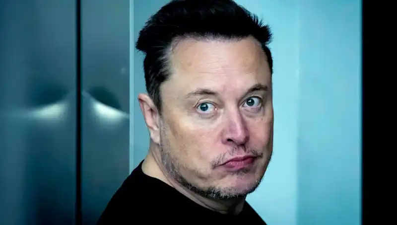 Elon Musk'ın En Büyük Korkusu Gerçek Oluyor: Gelecek Tehlikeleri
