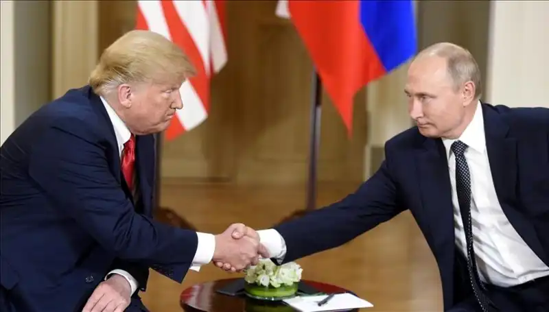 Putin, Trump ile Yeni İletişim Olanaklarına Açık: Kremlin'den Açıklama Geldi