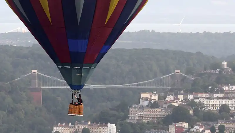 Hollanda’da Sıcak Hava Balonu Faciası: 5 Kişi Hayatını Kaybetti