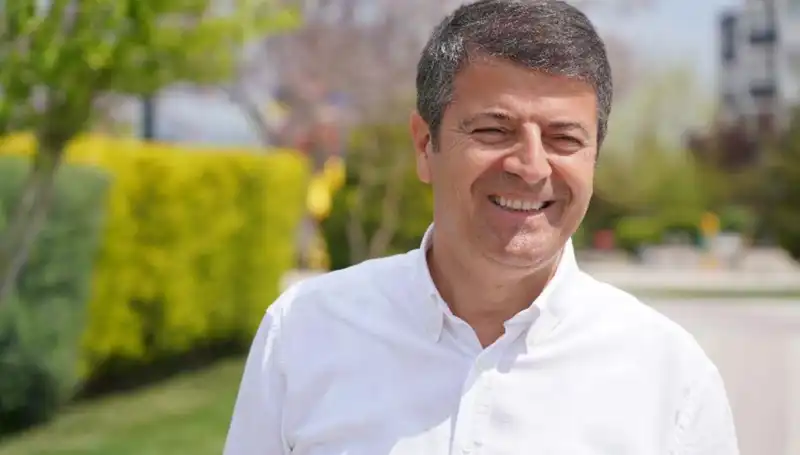 Abdurrahman Tutdere: Adıyaman’ın Sevgilisi, Belediye Başkanı ve Siyasi Lider