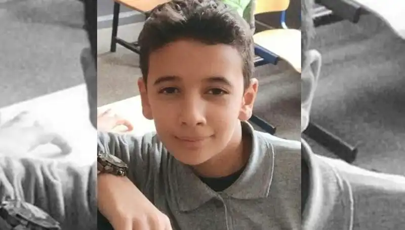 Burak'ın Kayboluşu: Aile ve Arkadaşları Umutla Bekliyor