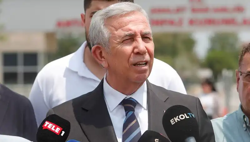 Mansur Yavaş, Adaylık Açıklamasıyla Siyasi Arenayı Sarsıyor!