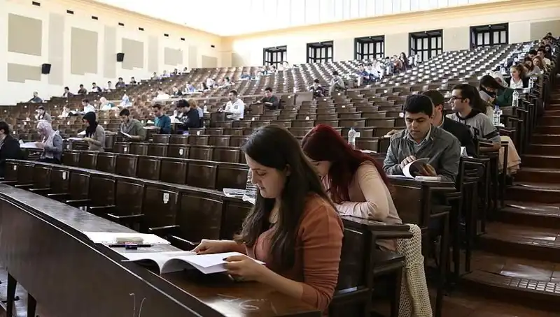 Üniversite Kayıtları İçin Son Gün Geldi: Geç Kalanlar Dikkat!