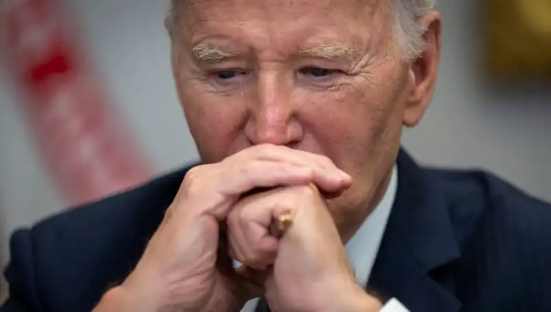 Biden’ın Yaşını Gizleme Yöntemleri: Sağlık Kontrolleri ve Stratejiler