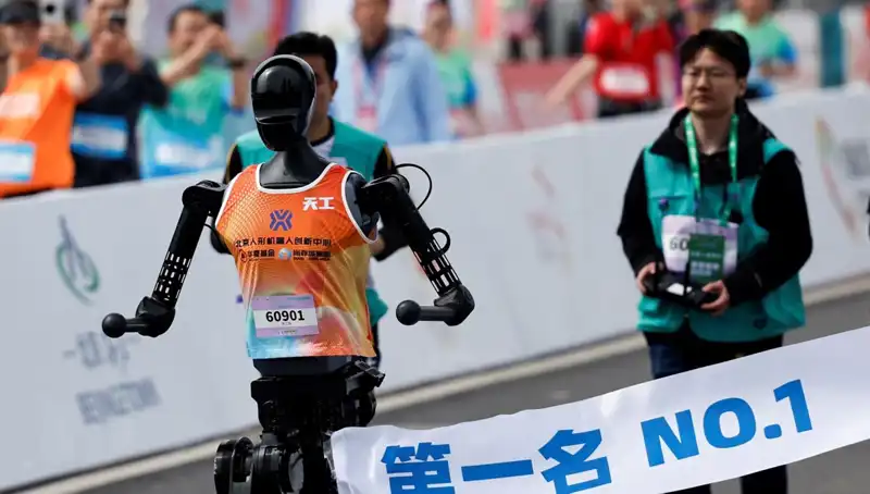 Çinli Robotlar İnsanları Maratonda Geride Bıraktı: Yapay Zeka Çağında Yeni Bir Dönem