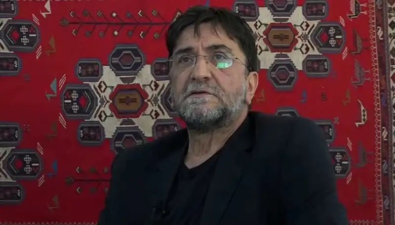 Gazeteci Nihat Genç Hayatını Kaybetti: Medyadaki İzleri ve Anısı