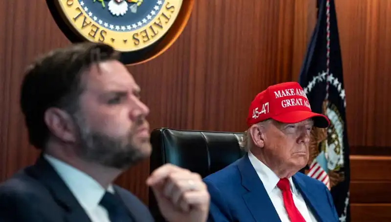 Trump'ın Azil Tasarısı Reddedildi: Yeni Gelişmeler Ne Olacak?
