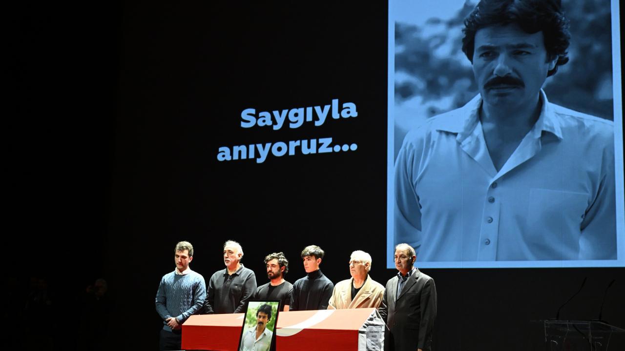Ferdi Tayfur Onuruna AKM'de Tören Gerçekleştirildi