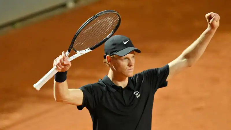 Wimbledon 2023 Yarı Final Mücadeleleri: Tenis Dünyasını Sarsan Anlar