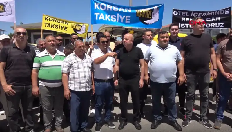 Belek Taksicileri İsyan Etti: Kontak Kapattılar ve Yolu Kapatma Tehdidinde Bulundu