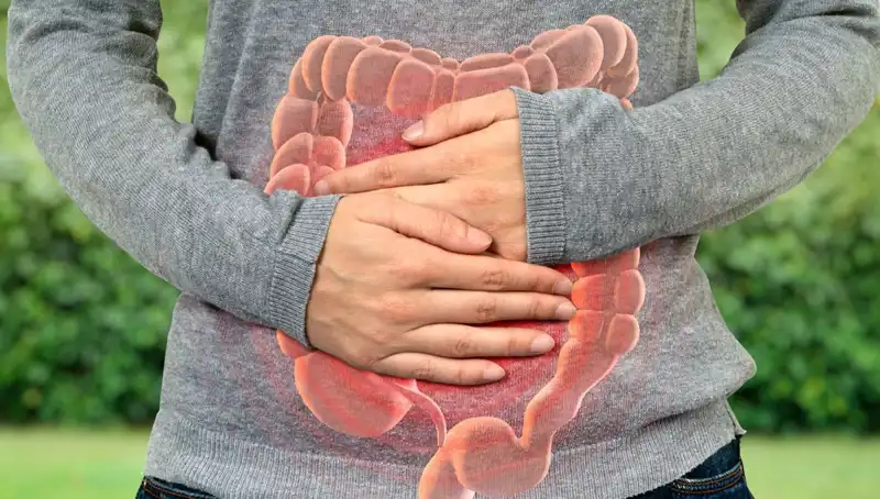 Gençlerde Kolon Kanseri Tehlikesi: Doktor 4 Ön Belirtileri Açıkladı