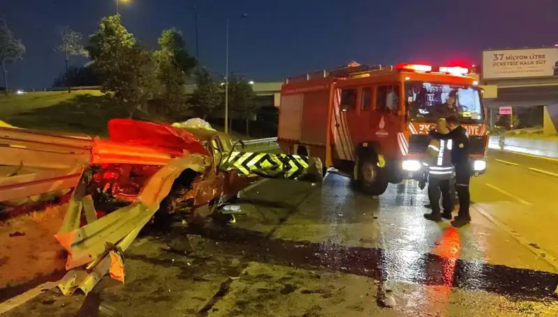 Bariyerin Saldırısı: Otomobil Sürücüsü Ağır Yaralı!